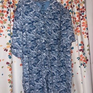 2 men’s Chaps button down shirts